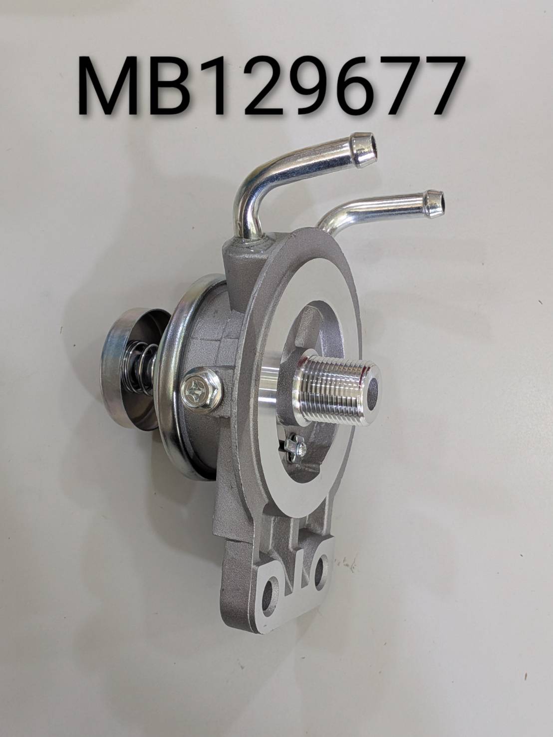 柴油燃油濾清器座總成 (OEM MB129677)-MB129677 柴油燃油濾清器座總成 (OEM MB129677)-MB129677