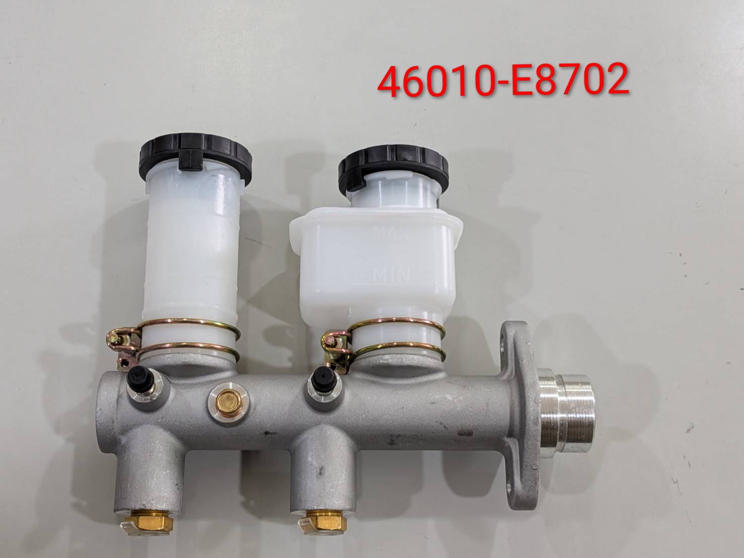 煞車主缸 / 制動主缸總成(OE: 46010-E8702)-46010-E8702 煞車主缸 / 制動主缸總成(OE: 46010-E8702)-46010-E8702