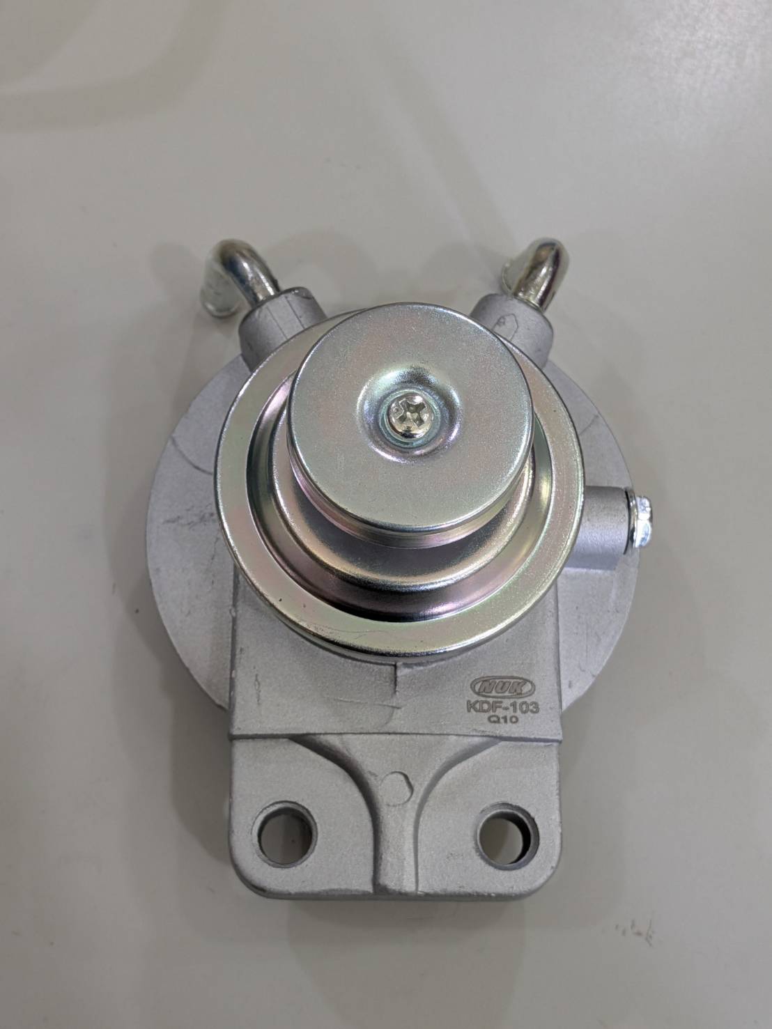 柴油燃油濾清器座總成 (OEM MB129677)-MB129677 柴油燃油濾清器座總成 (OEM MB129677)-MB129677