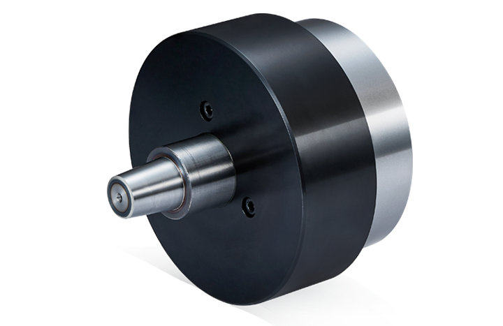 Floating plate center chuck