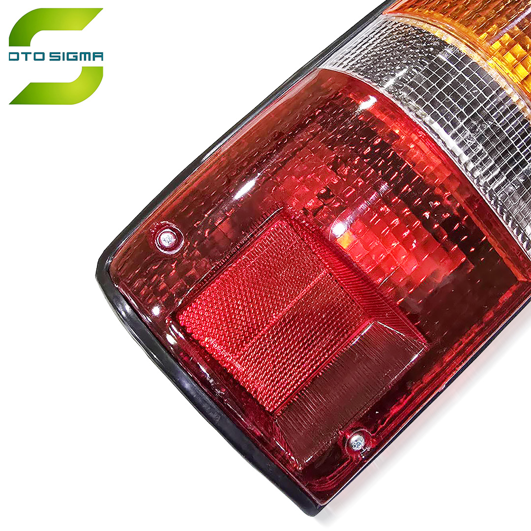 尾燈總成 Tail Lamp for Toyota -OE:212-1945-212-1945